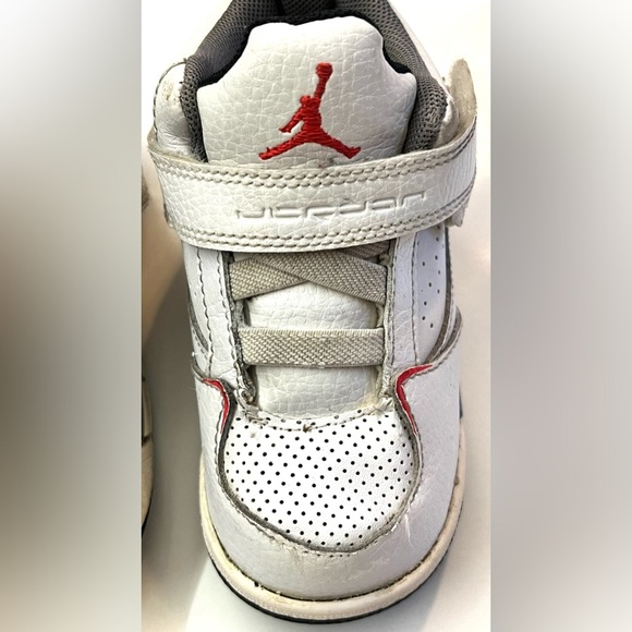 Air Jordan White Red Gray Baby Toddler Sneaker Shoes Size 7C - Picture 4 of 16